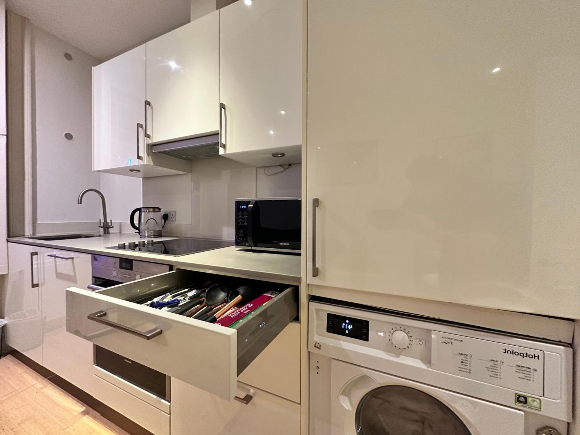 Mayfair Studio By Oxford Street - Luxurylondonstays Eksteriør billede